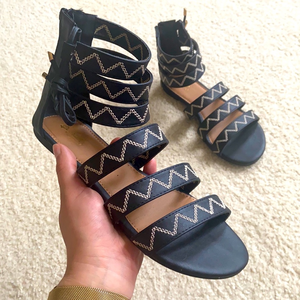 LIKE NEW! Strappy Gladiator Sandals
